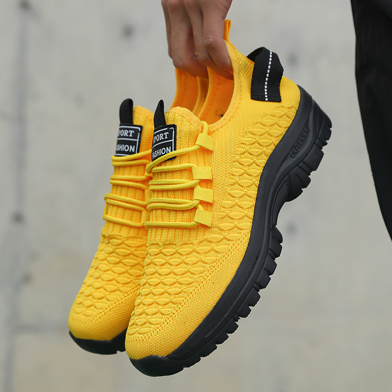 Outdoor Adventure Shoes - Sepatu Kets Luar Ruangan Kuning Cerah